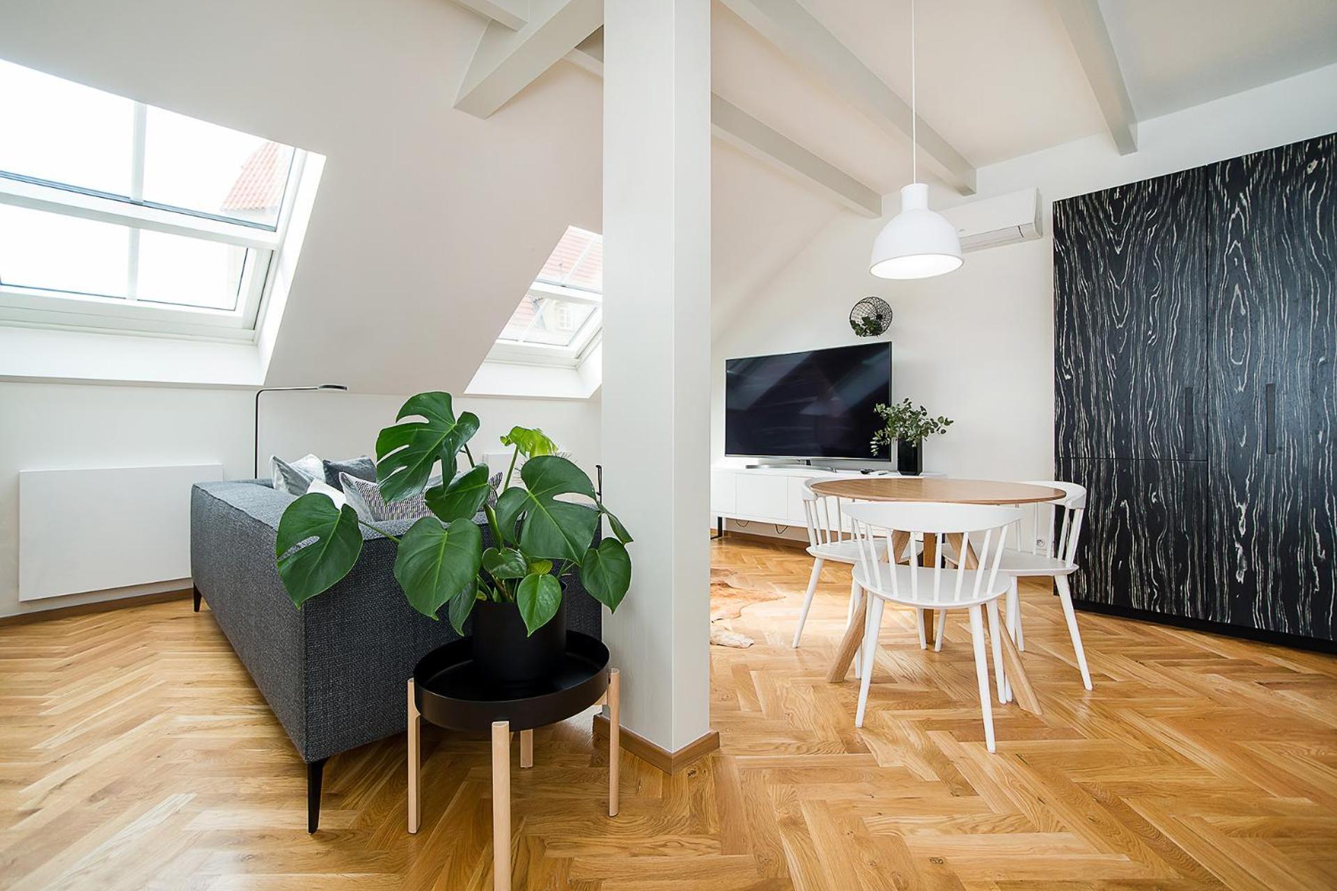 Large And Modern Apartment In The Heart Of プラハ エクステリア 写真