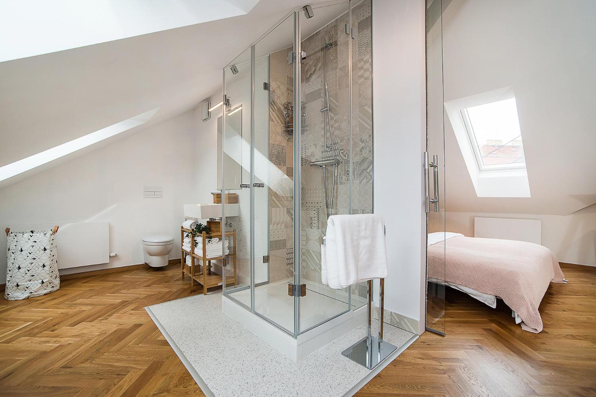 Large And Modern Apartment In The Heart Of プラハ エクステリア 写真